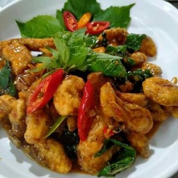 ผัดเครื่องแกง