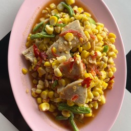 ตำข้าวโพดไก่ยอ