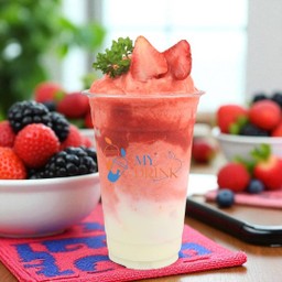 สตรอว์เบอร์รี่โยเกิร์ต