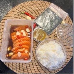 Set แซลม่อนดองซีอิ้ว (8ชิ้น)