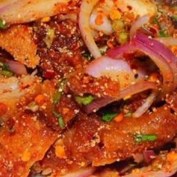 ข้าวยำไก่แซ่บ