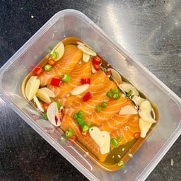 แซลม่อนดองน้ำปลา+ซีฟู้ด