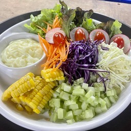 สลัดผักนาเนีย