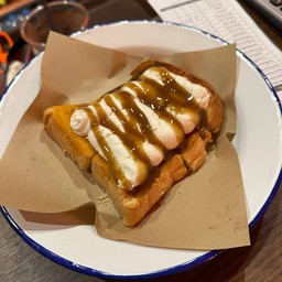 ปังแผ่นปิ้งวิปครีมคาราเมล