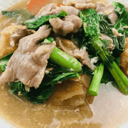 ราดหน้าอาหมวย