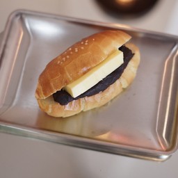 Shiopan red bean butter