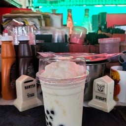 พลพรรครักนมคลับ ชานมไข่มุก นมสด กาแฟ