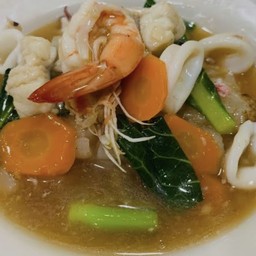 ราดหน้าทะเล