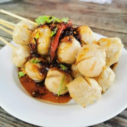 หมูล้วน