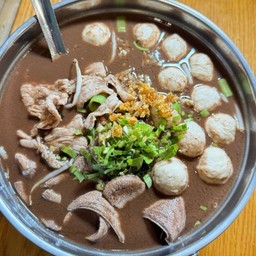 เกาเหลาหมูหม้อไฟ