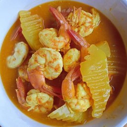 แกงส้มใต้ ใส่กุ้งกับมะละกอ