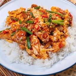 ข้าวปลากระป๋องผัดไข่