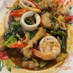 ทะเลผัดพริกไทยดำ