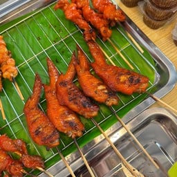 ไก่ย่างอ้ายน้อง Salaya Food Park