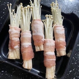Enoki Bacon Rolls