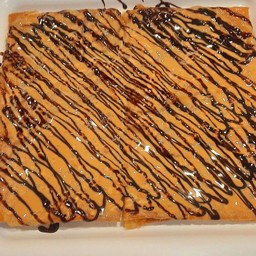โรตีข้าวโพดเนยถั่วช็อกโกแลต Roti with sweet corn & peanut butter chocolate