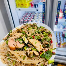 ยำแซ่บ byตองดองนัวส์