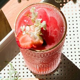 Strawberry Shake