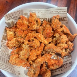 หนังไก่แซ่บซี๊ด