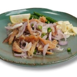 ยําปลาแห้งพม่า