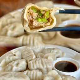 猪肉大葱馅饺子 เกี๊ยวหมู
