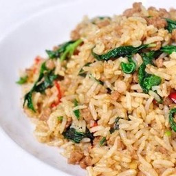 ข้าวผัดขี้เมาไก่