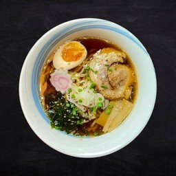 โชยุ ราเมน