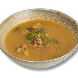 ซุปไก่เผ็ดเปรี้ยวยะไข่