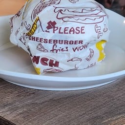 Brosis Burger The Rice สะพานควาย The Rice สะพานควาย