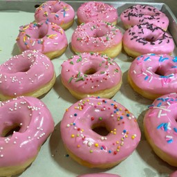 โดนัทสตอเบอรี่