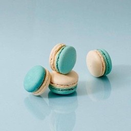 Macaron Milk