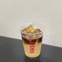 Black honey lemon กาแฟน้ำผึ้งมะนาว
