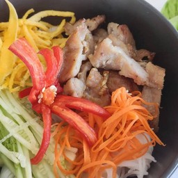 ขนมจีนหมูย่าง