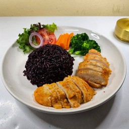 อกไก่นุ่ม ข้าวไรซ์เบอร์รี่