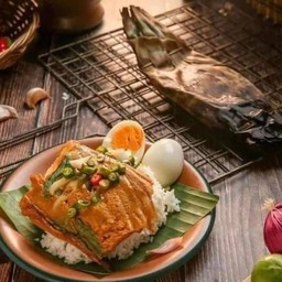 ข้าวหน้าห่อหมกทะเลย่าง (2กล่อง)