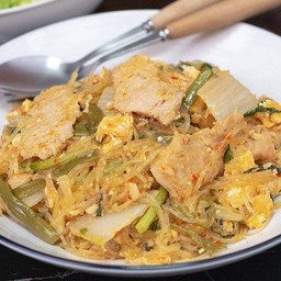 สุกี้แห้งหมู