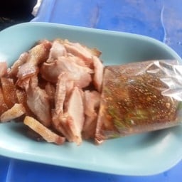 ส้มตำไก่ย่าง เจ้ขวัญใจ