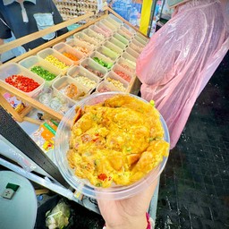 ข้าวไข่เจียวบุฟเฟ่ต์ - ไข่ 3 ฟอง