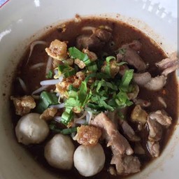เกาเหลา ลูกชิ้นหมู หมูสด