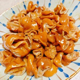 卤肥肠 ไส้หมูตุ๋น