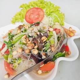 ยำวุ้นเส้น โบราณหมูสับ ใส่ถั่วลิสง