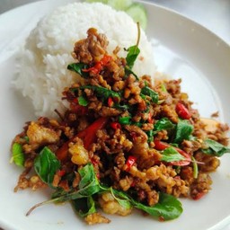 ผัดกะเพราเนื้อสับ