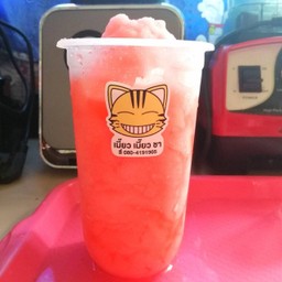 น้ำสตอเบอรี่ปั่น