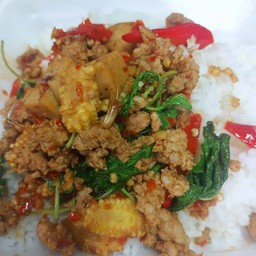 ผัดเผ็ดหมูยอ+หมูสับราดข้าว