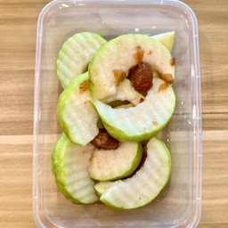 ฝรั่งกิมจูแช่บ๊วย + ผงบ๊วยแยก