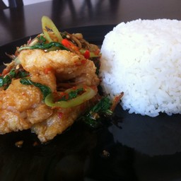 ผัดฉ่าราดข้าว