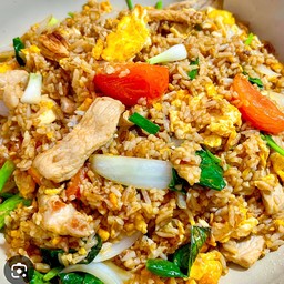 ข้าวผัดโบราณหมู