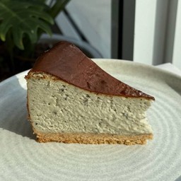 Signature Basque Cheesecake