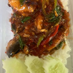 ข้าวกะเพราปลากะป๋อง