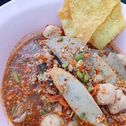ก๋วยเตี๋ยวหมูต้มยำ